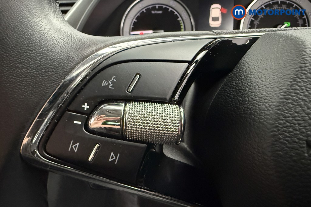 Skoda Superb Se L Automatic Petrol Plug-In Hybrid Hatchback - Stock Number (1588867) - 4th supplementary image