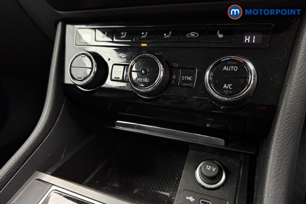 Skoda Superb Se L Automatic Petrol Plug-In Hybrid Hatchback - Stock Number (1588867) - 13th supplementary image