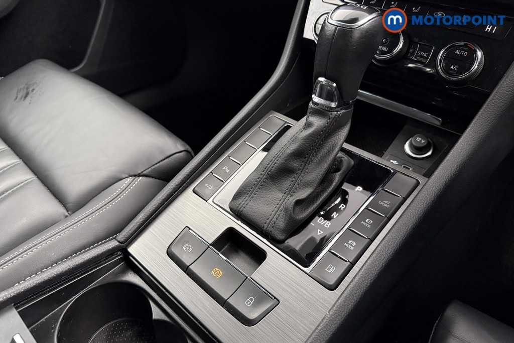 Skoda Superb Se L Automatic Petrol Plug-In Hybrid Hatchback - Stock Number (1588867) - 14th supplementary image