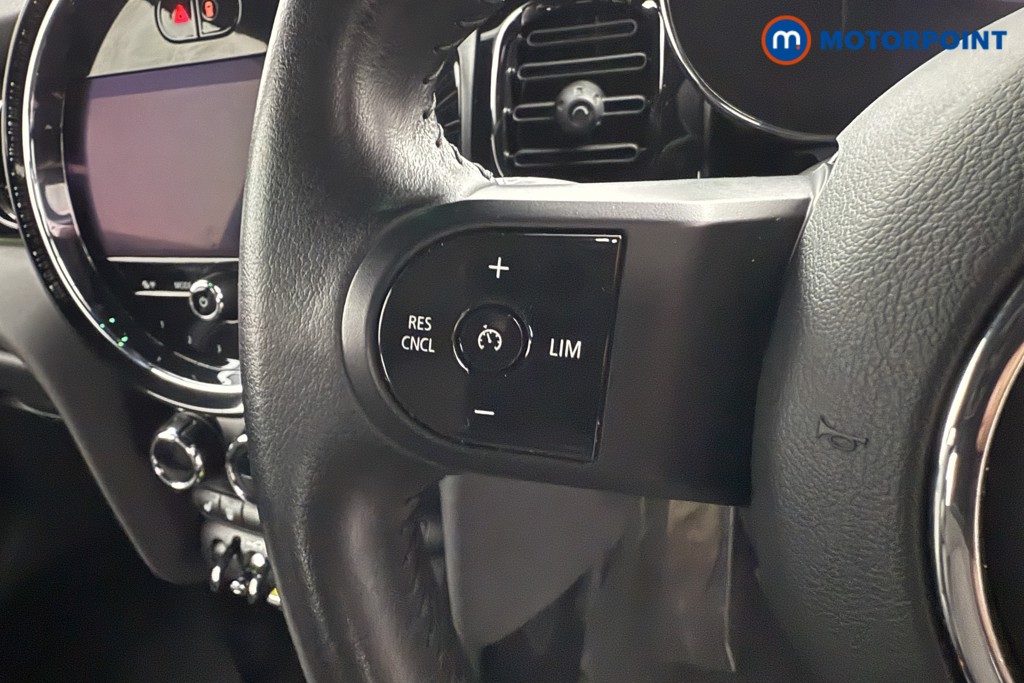 Mini Hatchback Cooper S Level 2 Automatic Electric Hatchback - Stock Number (1588886) - 3rd supplementary image
