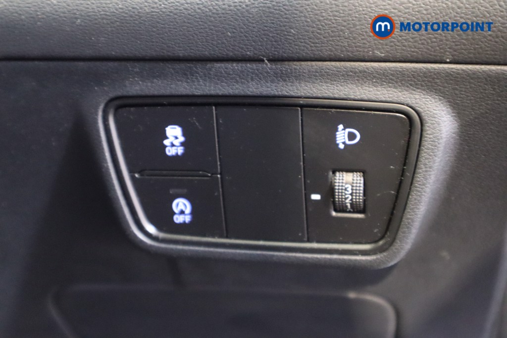 Hyundai Tucson Se Connect Manual Petrol SUV - Stock Number (1588910) - 12th supplementary image