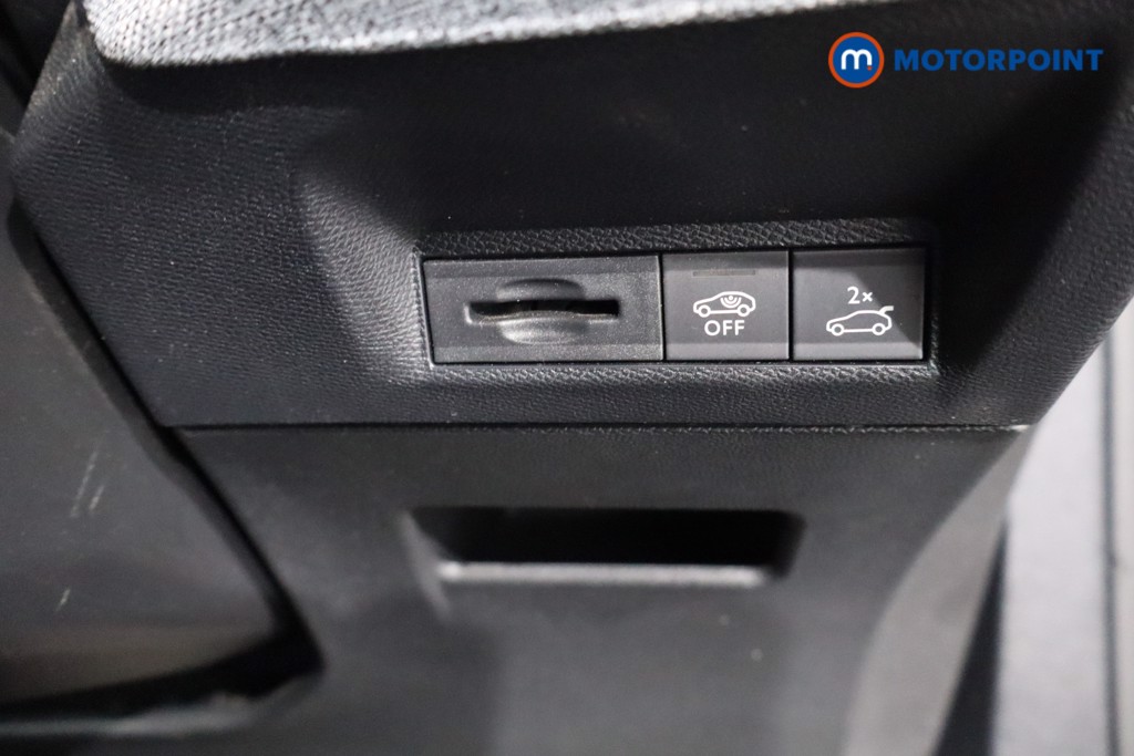 Peugeot 3008 GT Automatic Electric SUV - Stock Number (1588953) - 22nd supplementary image