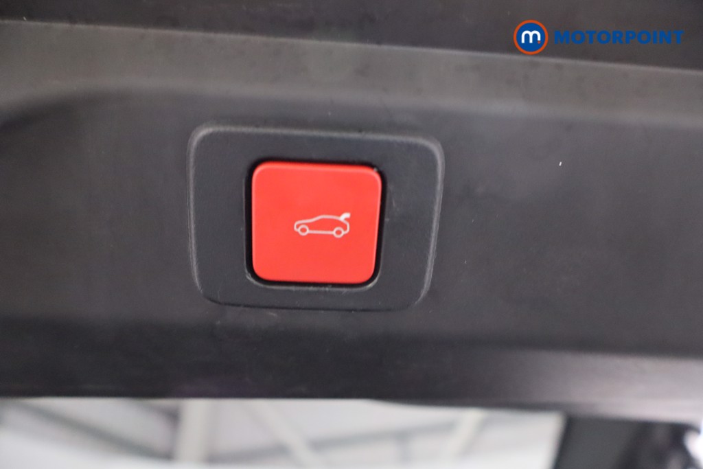 Peugeot 3008 GT Automatic Electric SUV - Stock Number (1588953) - 39th supplementary image