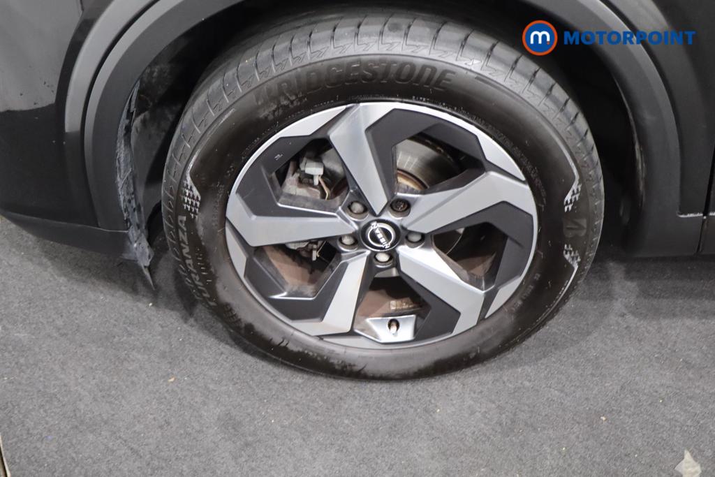 Nissan Qashqai N-Connecta Manual Petrol SUV - Stock Number (1588999) - 16th supplementary image