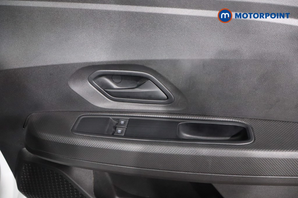 Dacia Sandero Stepway Essential Manual Petrol Hatchback - Stock Number (1589403) - 15th supplementary image