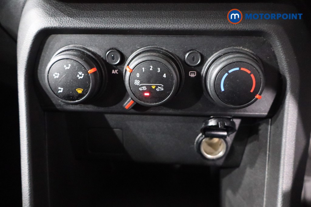 Dacia Sandero Stepway Essential Manual Petrol Hatchback - Stock Number (1589403) - 22nd supplementary image