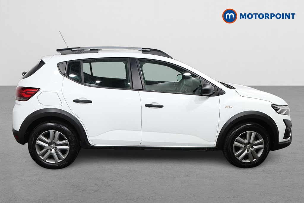 Dacia Sandero Stepway Essential Manual Petrol Hatchback - Stock Number (1589403) - Drivers side