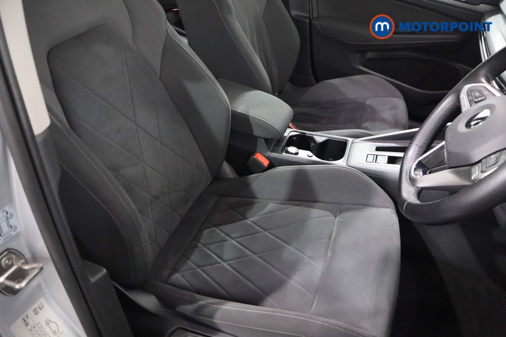 Volkswagen Golf Style Automatic Petrol Hatchback - Stock Number (1589417) - 21st supplementary image