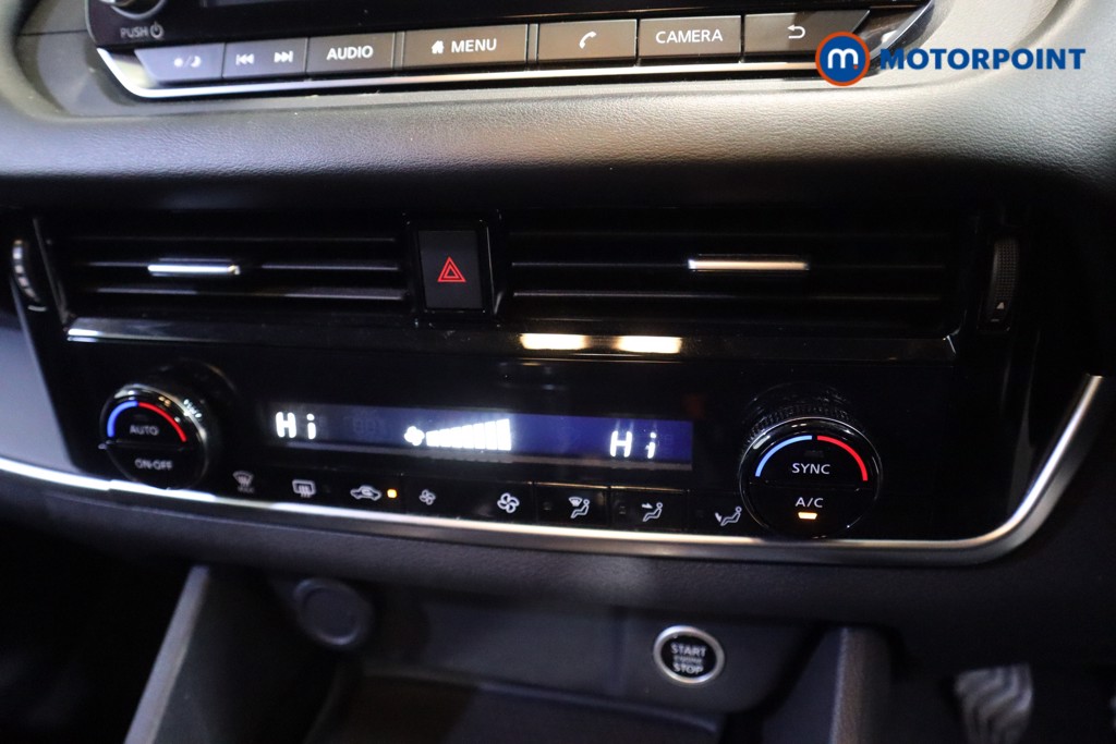 Nissan Qashqai Acenta Premium Manual Petrol SUV - Stock Number (1589434) - 3rd supplementary image