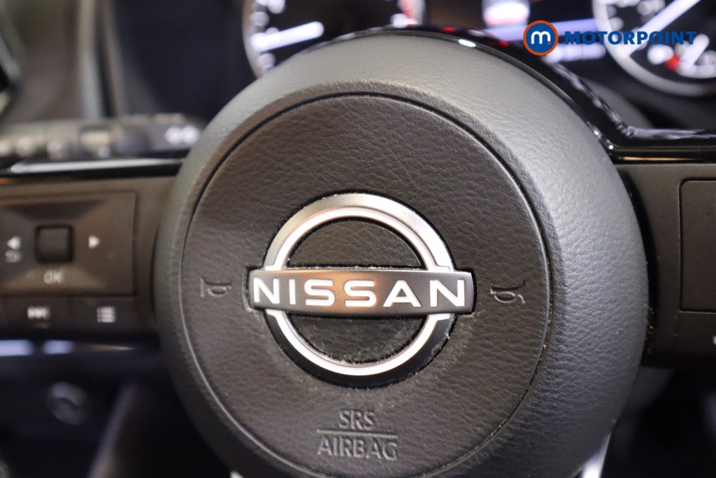 Nissan Qashqai Acenta Premium Manual Petrol SUV - Stock Number (1589434) - 13th supplementary image