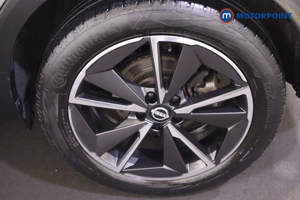 Nissan Qashqai Tekna Manual Petrol SUV - Stock Number (1589453) - 23rd supplementary image