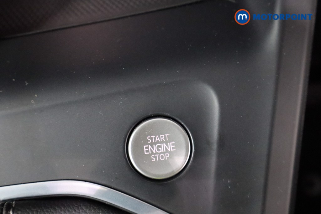 Volkswagen Golf R-Line Manual Petrol Hatchback - Stock Number (1589494) - 13th supplementary image