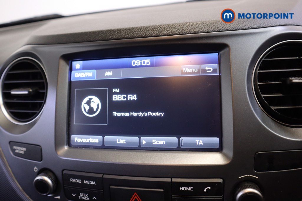 Hyundai I10 Premium Manual Petrol Hatchback - Stock Number (1589518) - 2nd supplementary image