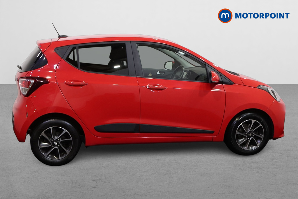 Hyundai I10 Premium Manual Petrol Hatchback - Stock Number (1589518) - Drivers side