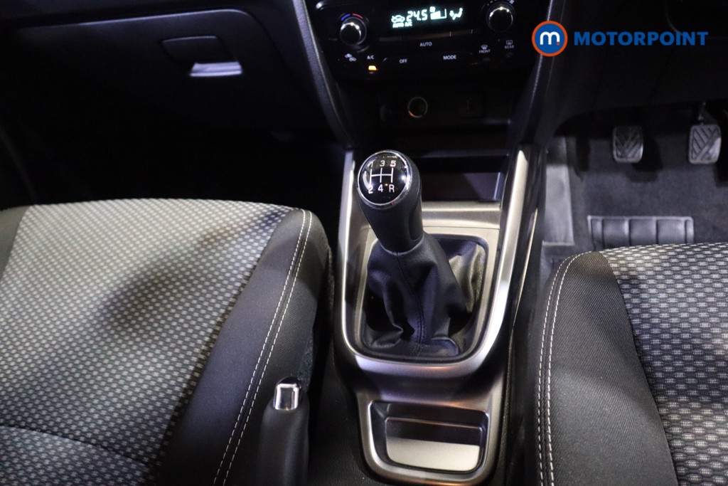 Suzuki Vitara Sz-T Manual Petrol SUV - Stock Number (1589519) - 6th supplementary image