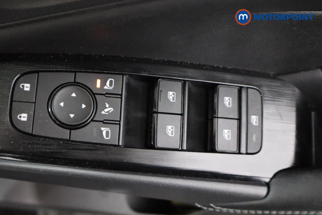 Nissan Qashqai Acenta Premium Automatic Petrol SUV - Stock Number (1589559) - 2nd supplementary image