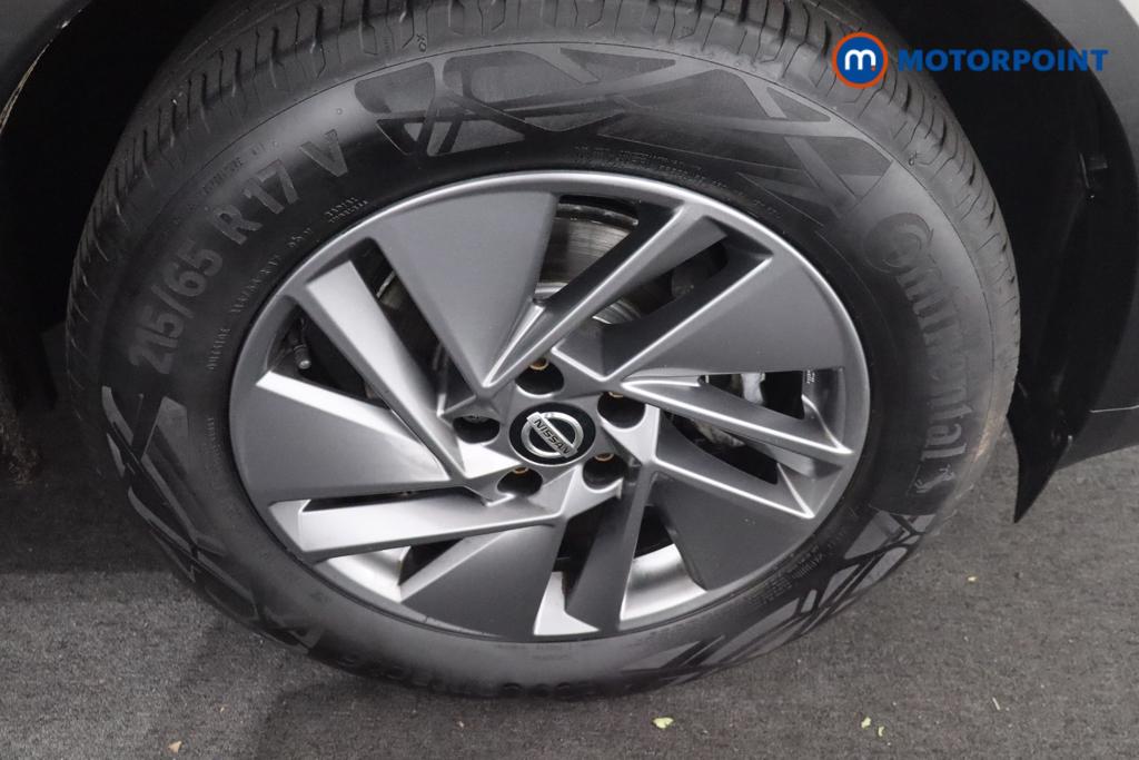 Nissan Qashqai Acenta Premium Automatic Petrol SUV - Stock Number (1589559) - 31st supplementary image
