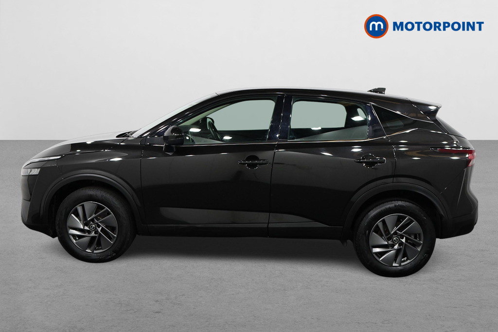 Nissan Qashqai Acenta Premium Automatic Petrol SUV - Stock Number (1589559) - Passenger side