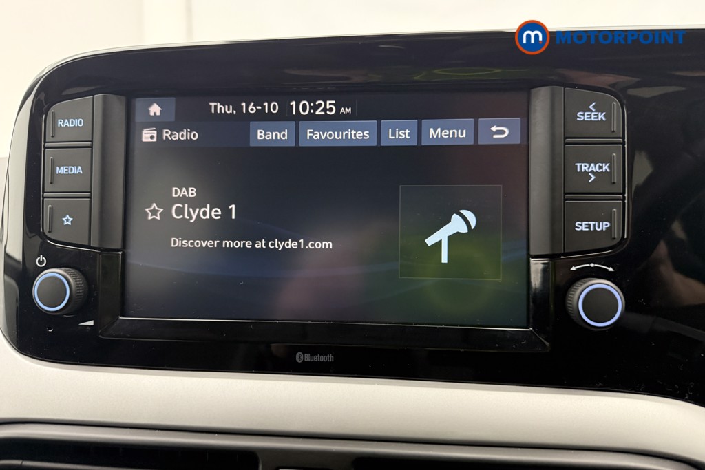 Hyundai I10 Premium Manual Petrol Hatchback - Stock Number (1589579) - 2nd supplementary image