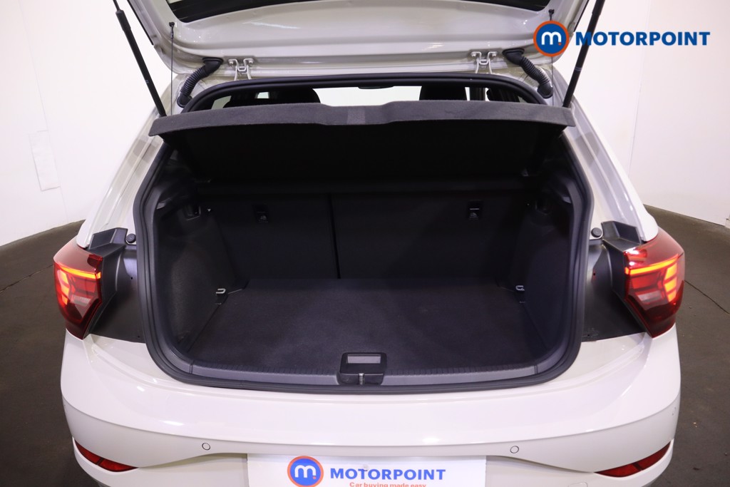 Volkswagen Polo R-Line Manual Petrol Hatchback - Stock Number (1589712) - 19th supplementary image
