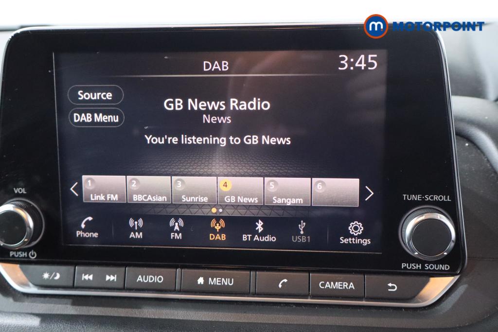 Nissan Qashqai Acenta Premium Automatic Petrol SUV - Stock Number (1589725) - 8th supplementary image