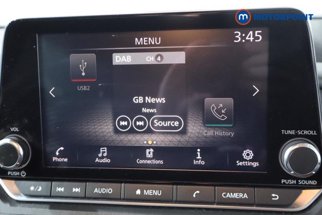 Nissan Qashqai Acenta Premium Automatic Petrol SUV - Stock Number (1589725) - 9th supplementary image