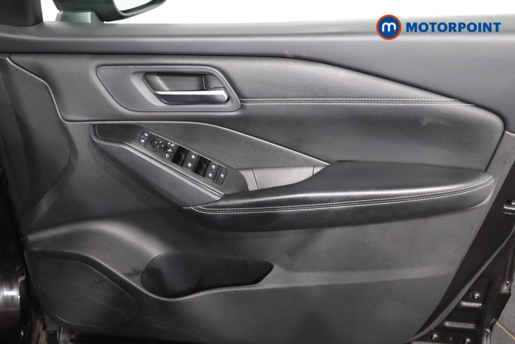 Nissan Qashqai Acenta Premium Automatic Petrol SUV - Stock Number (1589725) - 1st supplementary image