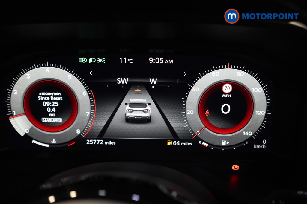 Nissan Qashqai Premiere Edition Manual Petrol SUV - Stock Number (1541644) - 5th supplementary image