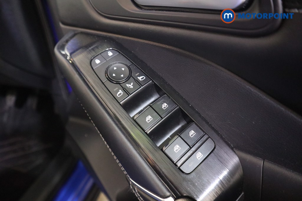 Nissan Qashqai Premiere Edition Manual Petrol SUV - Stock Number (1541644) - 12th supplementary image