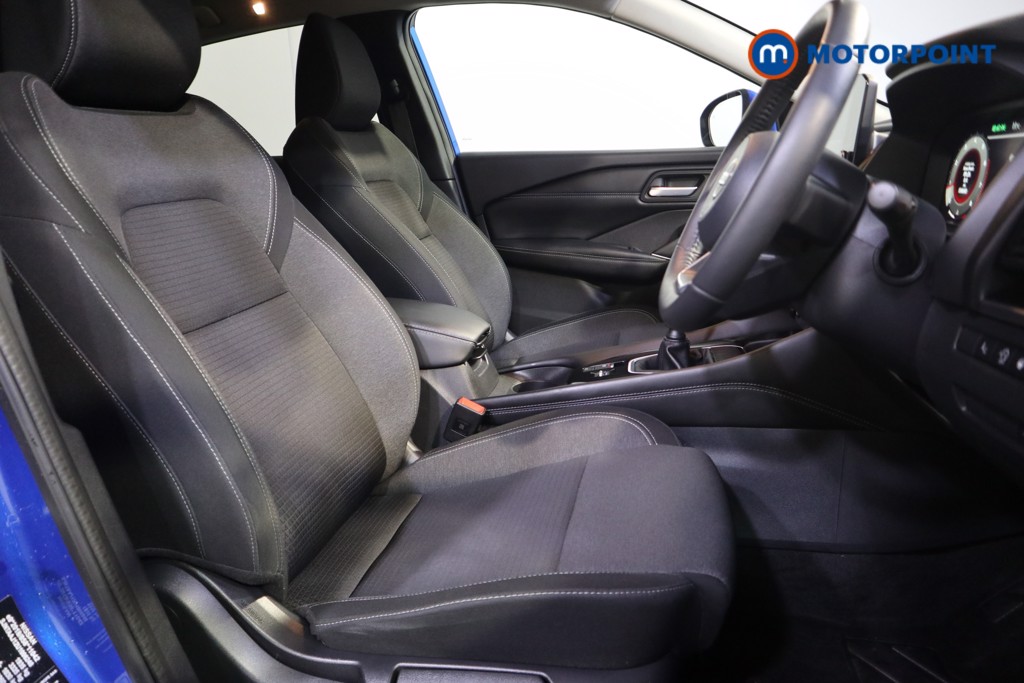 Nissan Qashqai Premiere Edition Manual Petrol SUV - Stock Number (1541644) - 13th supplementary image