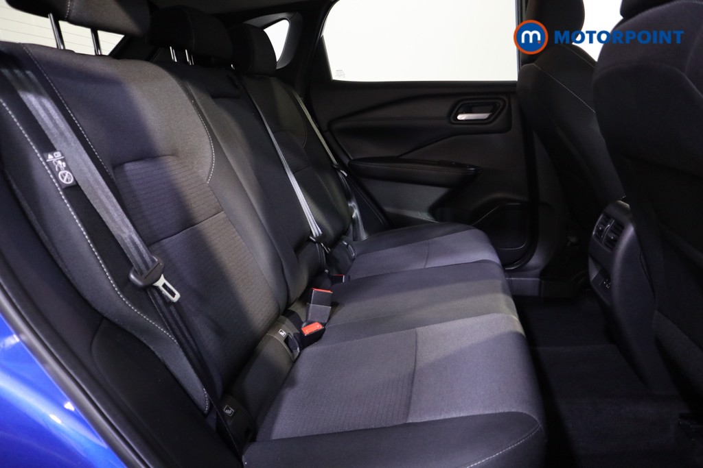 Nissan Qashqai Premiere Edition Manual Petrol SUV - Stock Number (1541644) - 14th supplementary image