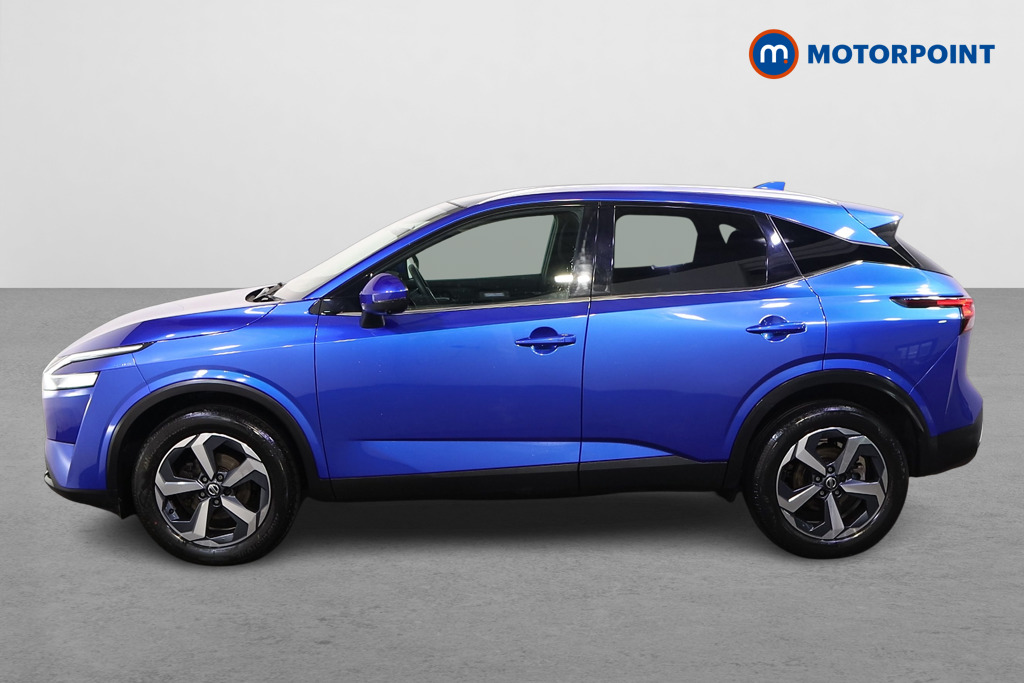 Nissan Qashqai Premiere Edition Manual Petrol SUV - Stock Number (1541644) - Passenger side