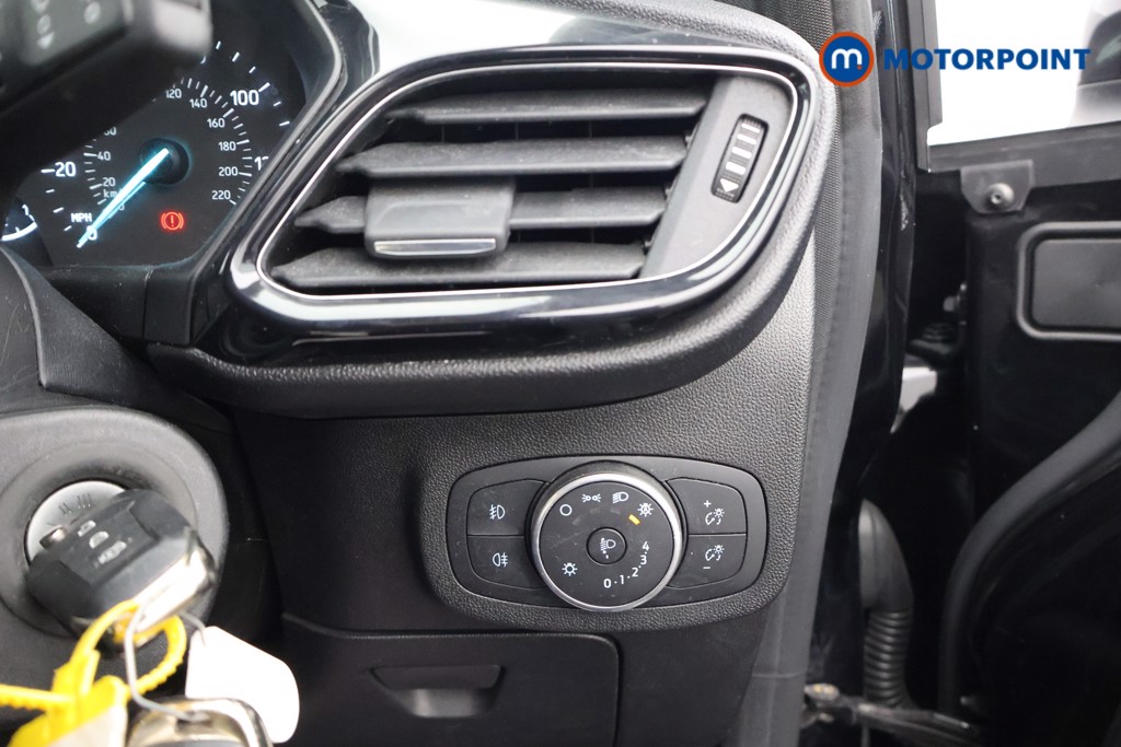 Ford Fiesta Zetec Manual Petrol Hatchback - Stock Number (1566645) - 7th supplementary image