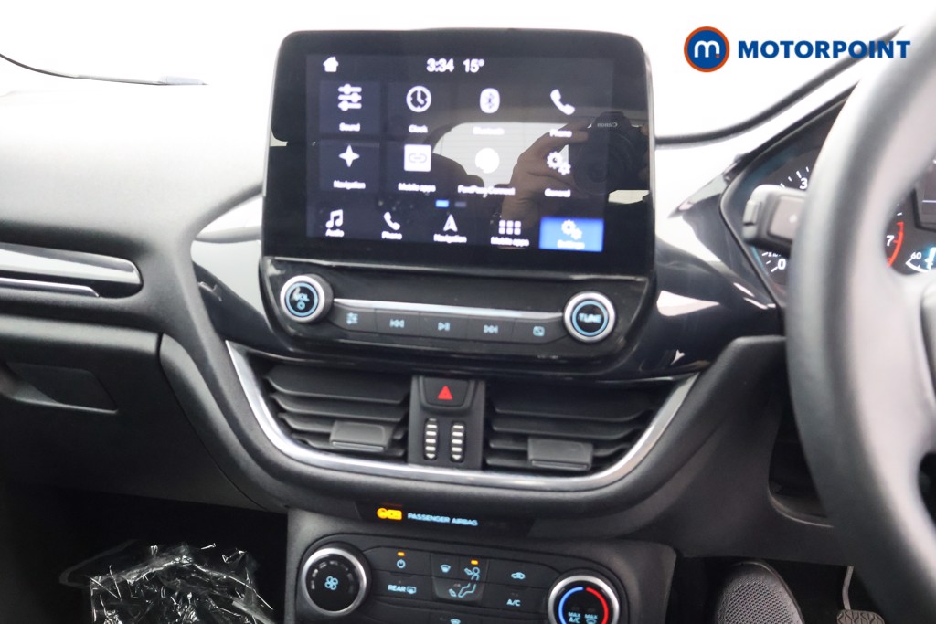Ford Fiesta Zetec Manual Petrol Hatchback - Stock Number (1566645) - 8th supplementary image