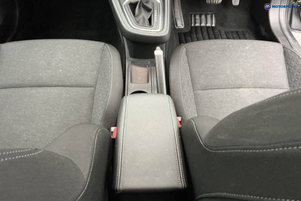 Renault Clio Evolution Automatic Petrol-Electric Hybrid Hatchback - Stock Number (1577682) - 10th supplementary image