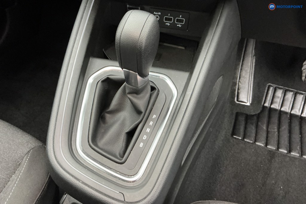 Renault Clio Evolution Automatic Petrol-Electric Hybrid Hatchback - Stock Number (1577682) - 14th supplementary image