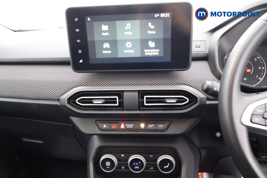 Dacia Jogger Expression Manual Petrol People Carrier - Stock Number (1580317) - 8th supplementary image