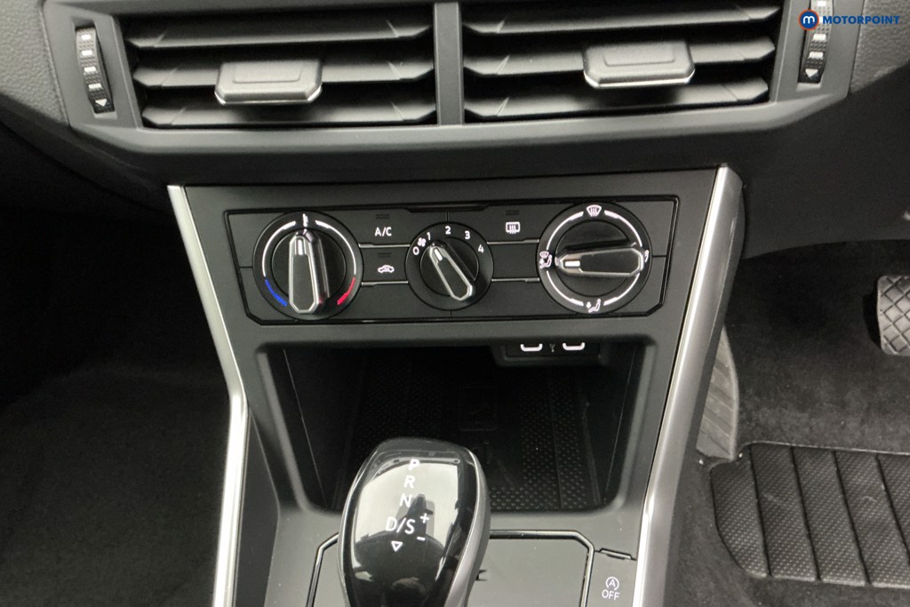 Volkswagen Polo Match Automatic Petrol Hatchback - Stock Number (1580406) - 15th supplementary image
