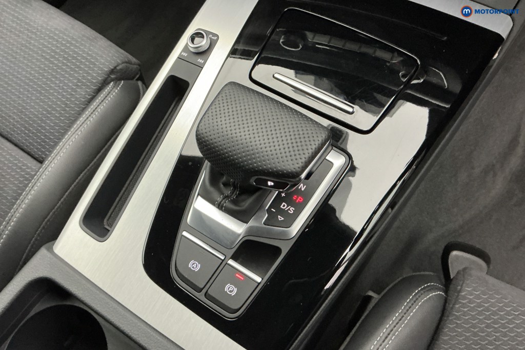Audi Q5 S Line Automatic Diesel SUV - Stock Number (1581492) - 15th supplementary image