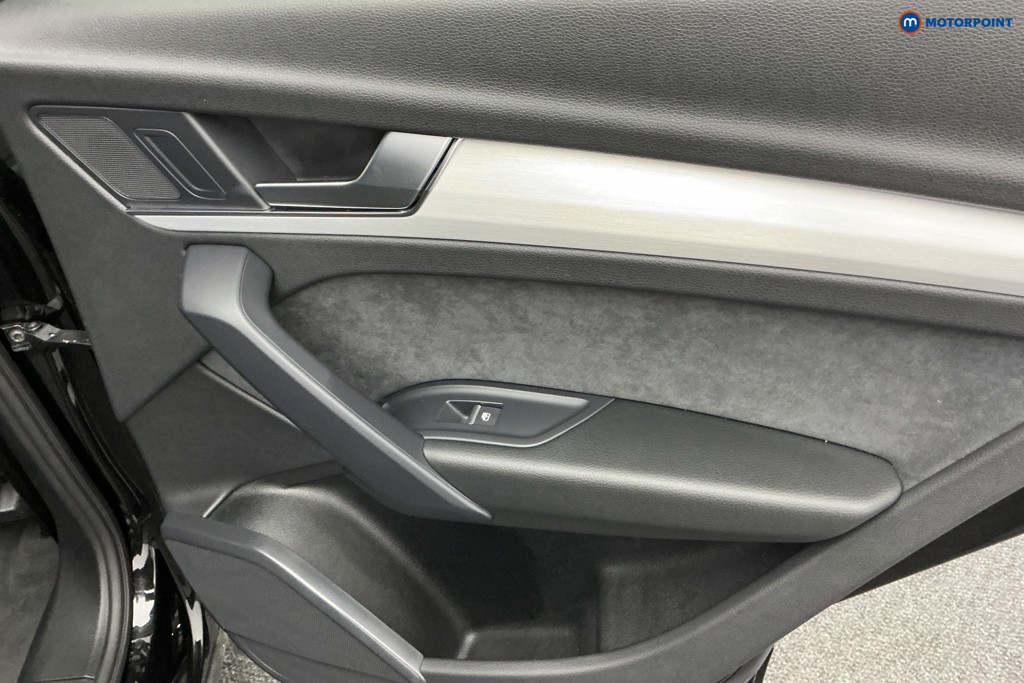 Audi Q5 S Line Automatic Diesel SUV - Stock Number (1581492) - 24th supplementary image