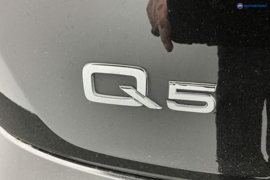 Audi Q5 S Line Automatic Diesel SUV - Stock Number (1581492) - 33rd supplementary image