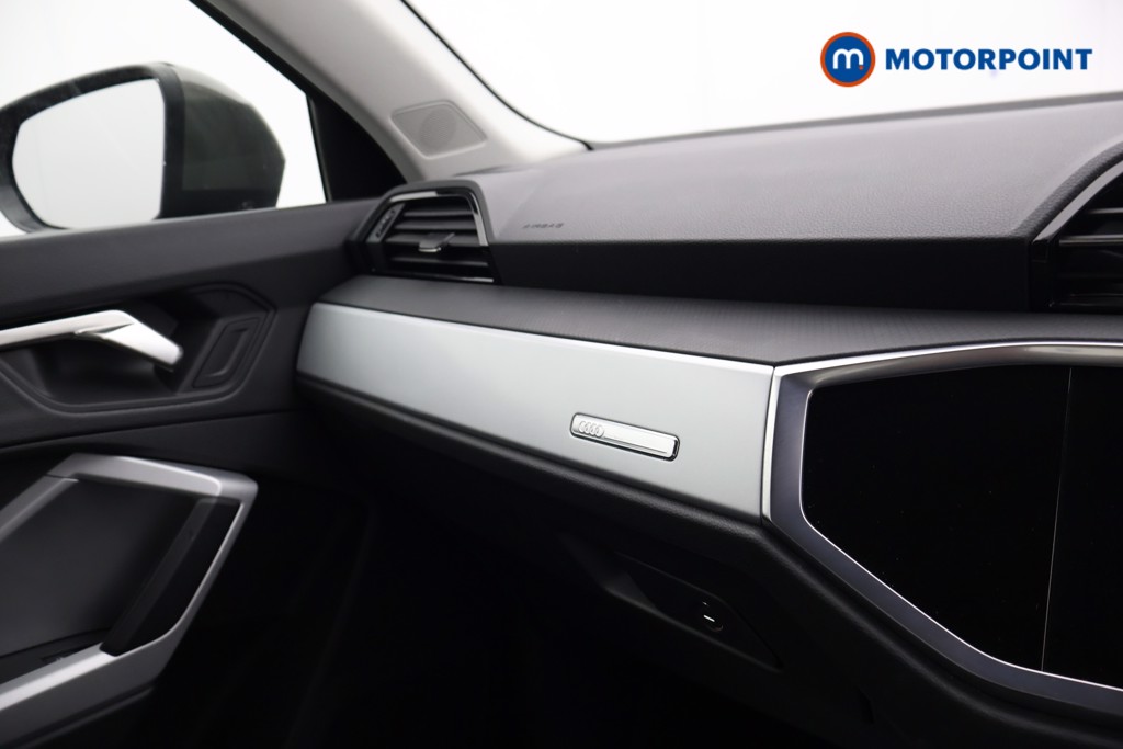 Audi Q3 Technik Automatic Petrol SUV - Stock Number (1581543) - 10th supplementary image