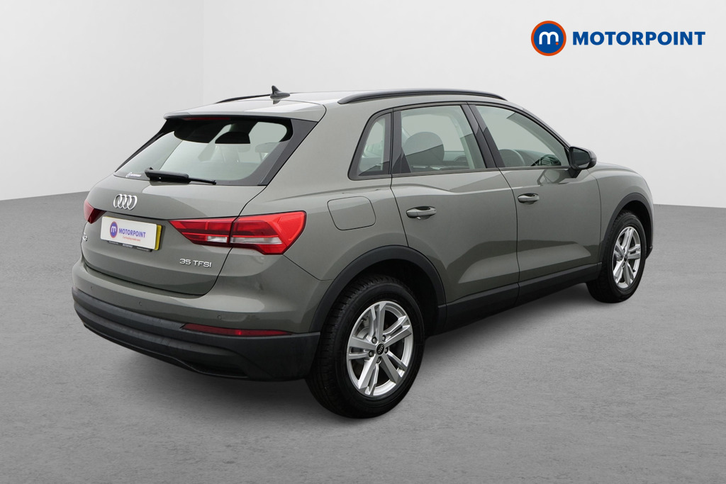 Audi Q3 Technik Automatic Petrol SUV - Stock Number (1581543) - Drivers side rear corner