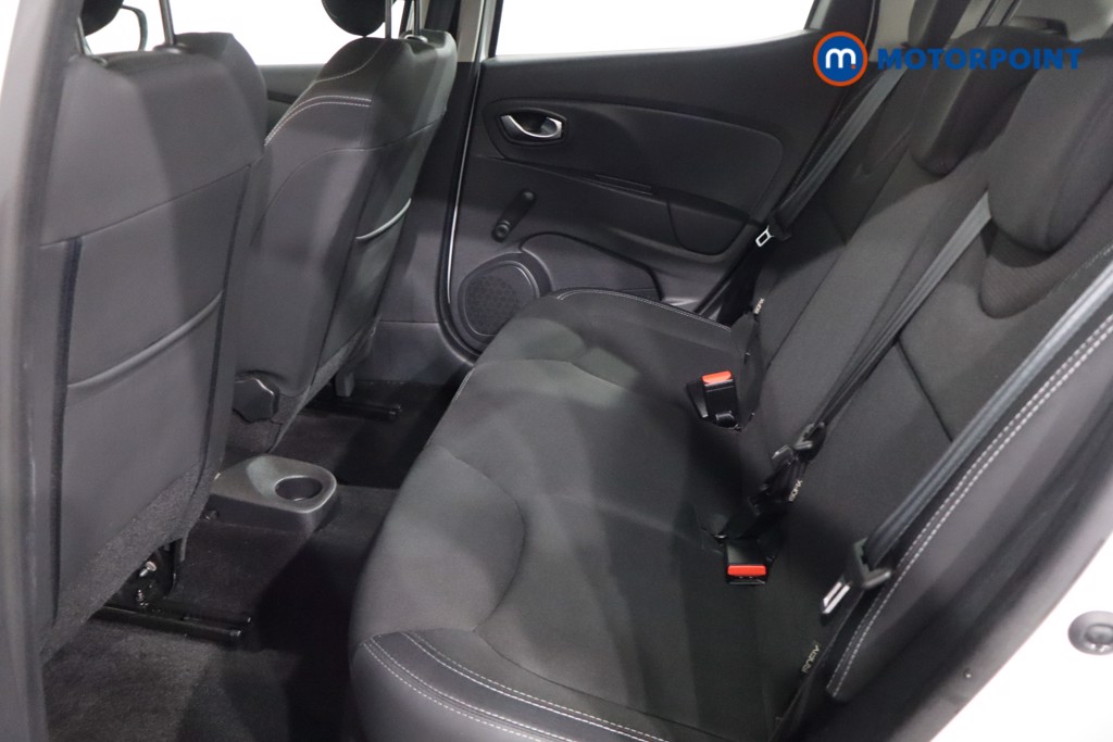 Renault Clio Play Manual Petrol Hatchback - Stock Number (1581612) - 5th supplementary image