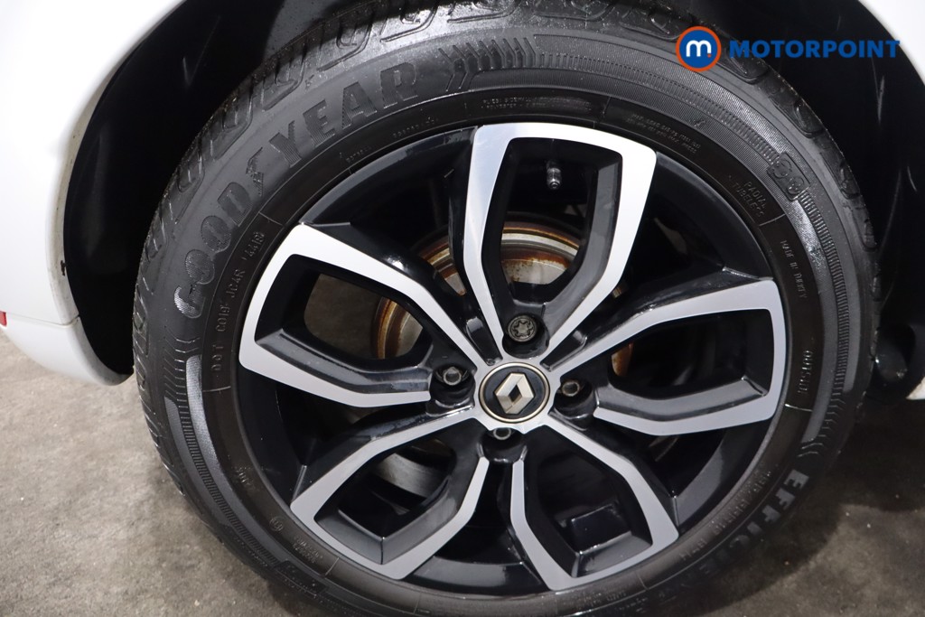 Renault Clio Play Manual Petrol Hatchback - Stock Number (1581612) - 9th supplementary image