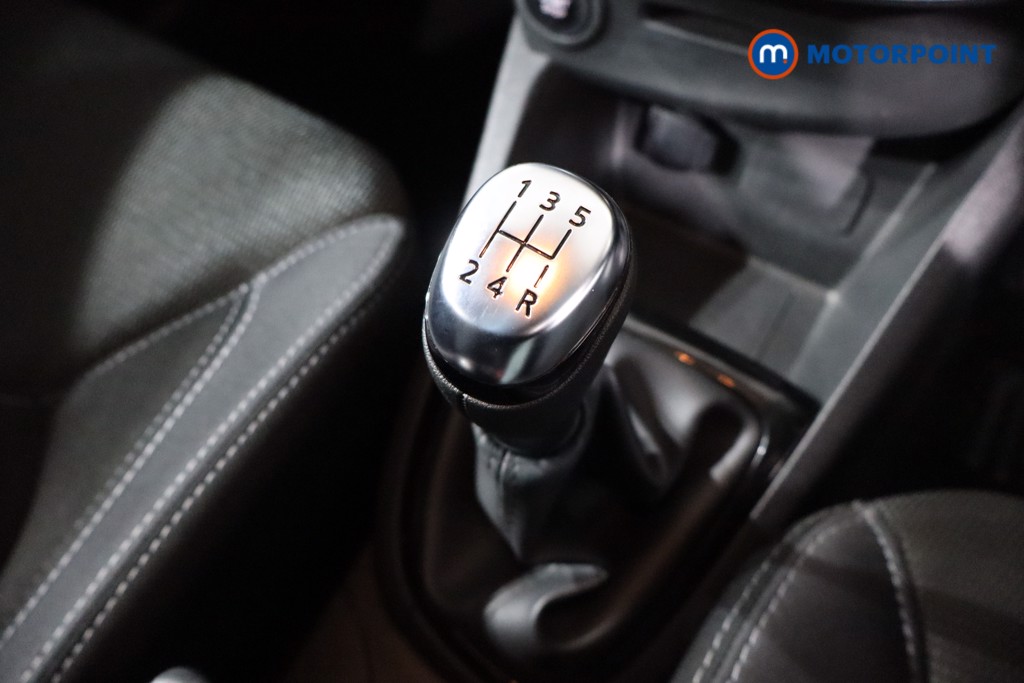 Renault Clio Play Manual Petrol Hatchback - Stock Number (1581612) - 14th supplementary image