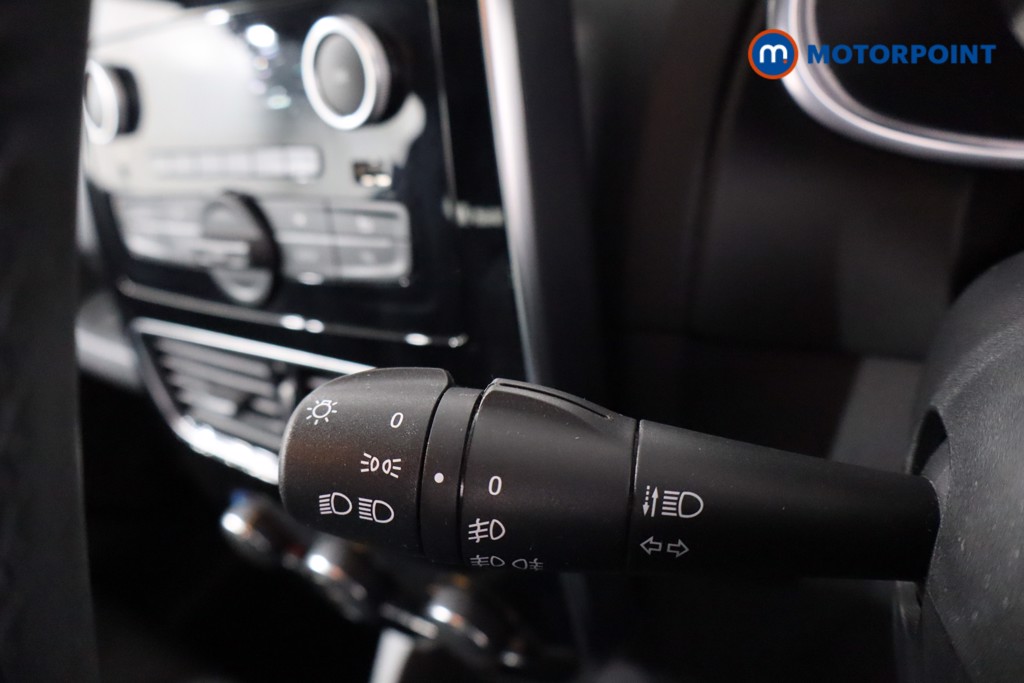 Renault Clio Play Manual Petrol Hatchback - Stock Number (1581612) - 18th supplementary image