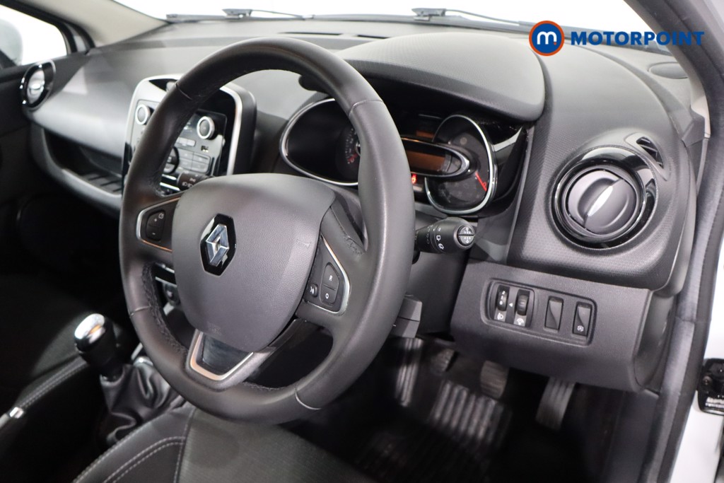 Renault Clio Play Manual Petrol Hatchback - Stock Number (1581612) - 23rd supplementary image