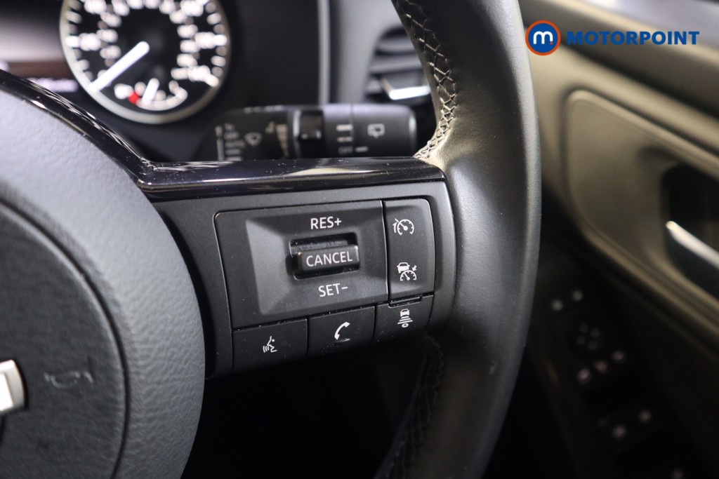 Nissan Qashqai Acenta Premium Manual Petrol SUV - Stock Number (1581914) - 4th supplementary image