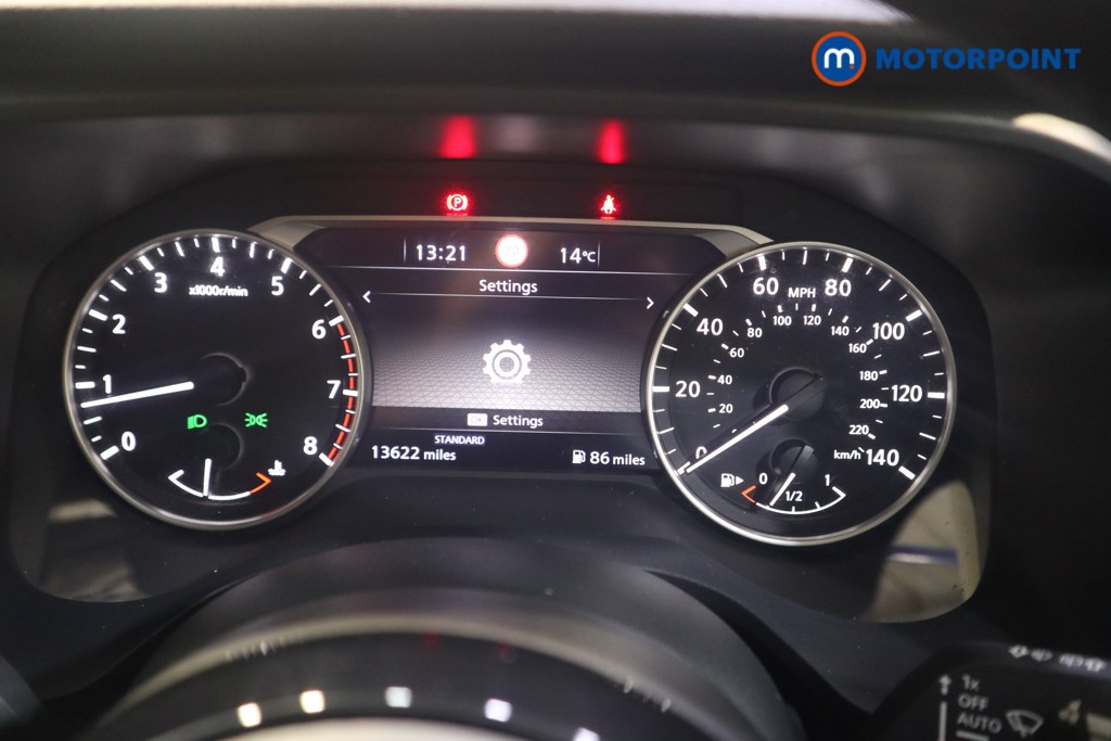 Nissan Qashqai Acenta Premium Manual Petrol SUV - Stock Number (1581914) - 5th supplementary image